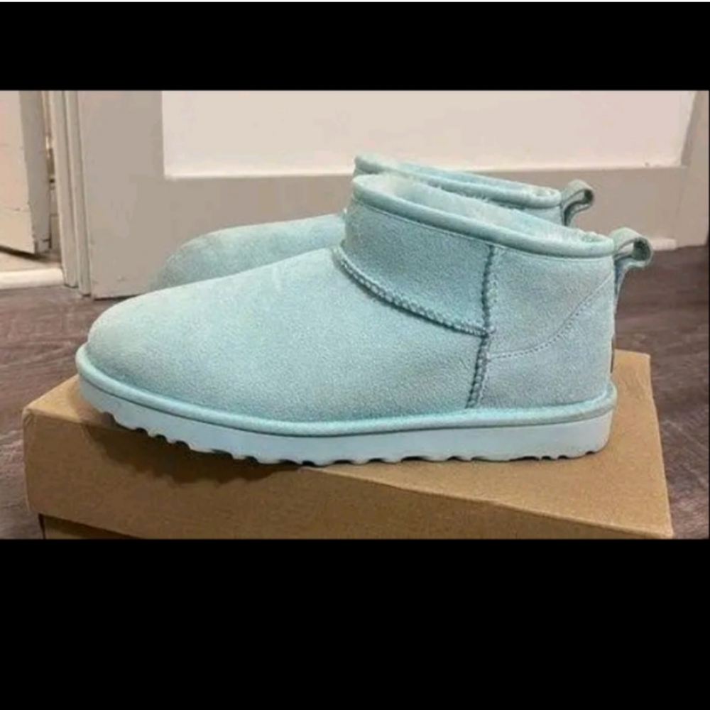 New Ugg Ultra Mini Sheepskin Suede Boots In Sky Blue Women's Size 6